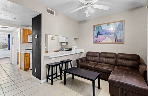 Innovation District Apartment | One Block to UF Campus! 1bed 1bath apartment