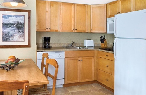 Canmore Apartment | One BR@Canmore - Banff