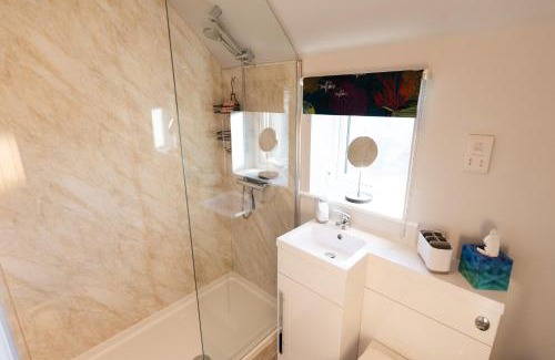 Pevensey Apartment | One Bridge End