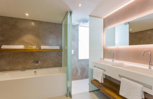 Figueretas Hotel | One Ibiza Suites