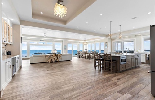 Gloucester House | One of a kind ocean front property - private section of Wingaersheek Beach.