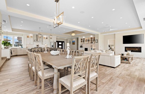 Gloucester House | One of a kind ocean front property - private section of Wingaersheek Beach.