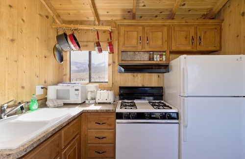 Mammoth Lakes Cabin | One of a kind! The Crowley cabin is situated on a 17 acre ranch in Mammoth Lakes