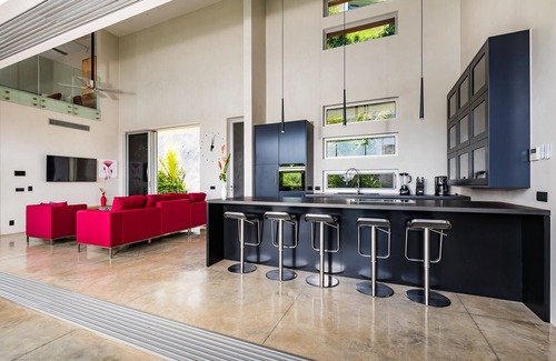 Black Beauty Villa | ONE OF A KIND VILLA W/Huge Outdoor living Area, Private Pool!