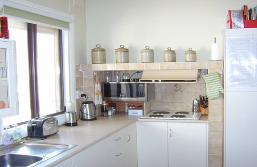 Davenport House | "One&Only" $140 per night For you and your four-legged friends!