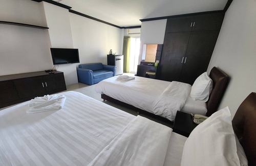 Ban Lam Rua Taek Hotel | One Residence