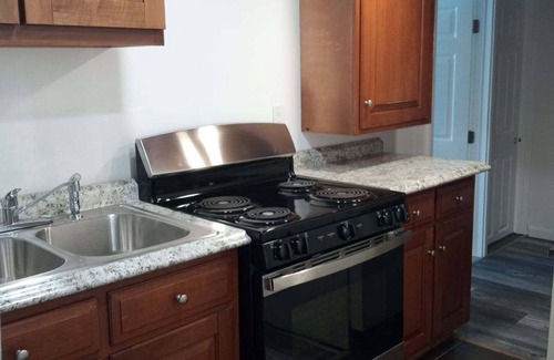 Mosswood Apartment | One Room Place
