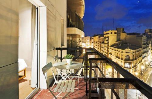Ciutat Vella Hotel | One Shot Colón
