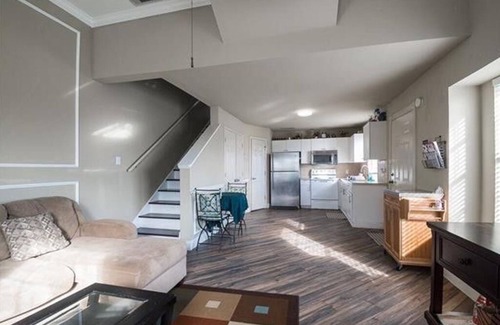 Euless House | One Special Room for One Speacil Guest