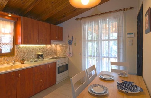 Gerakini Apartment | One step | Seaside | Quiet | Green