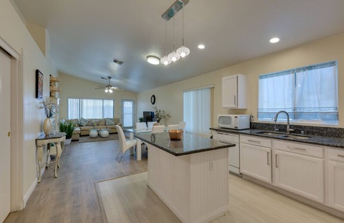 Blue Diamond Ranch House | One story Vegas Cozy Home