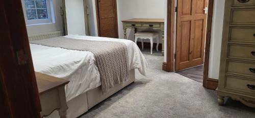 Yarm House | One Twenty B