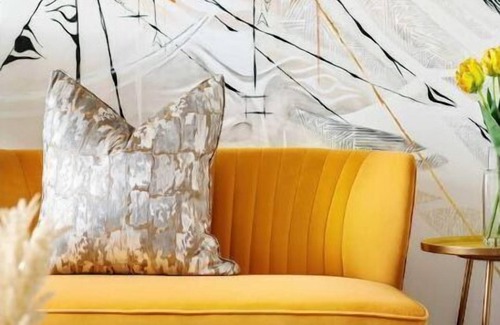 Golden Triangle Apartment | Onerary Art Suite 209
