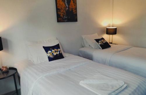 Phra Khanong House | ONEWAY Guest House BKK