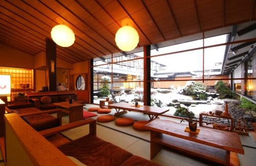 Kinosaki Onsen Hotel | Onishiya Suishoen