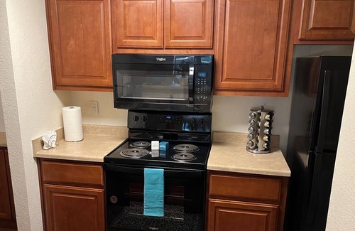Rancho Cordova Apartment | Only Available for Month 0f April, PRICE REDUCED!