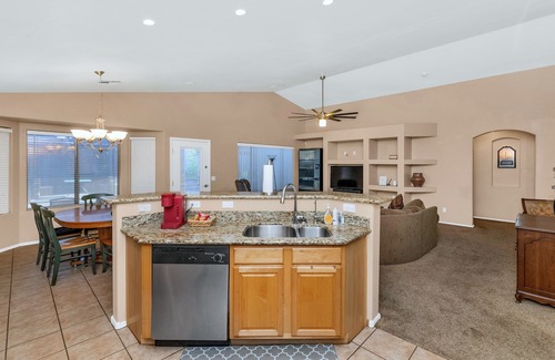 South Mountain House | Only Minutes from Downtown Phoenix, the Airport and Sports Stadiums