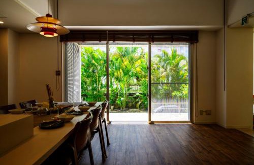 Nakadomari Villa | onna resort nakadomari ビーチまで車で4分 最大12名OK 中庭付き貸切ヴィラでくつろぐ恩納村ステイ