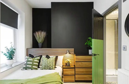 Beeston Apartment | OnPoint Modern & Bright 1 Bedroom Studio