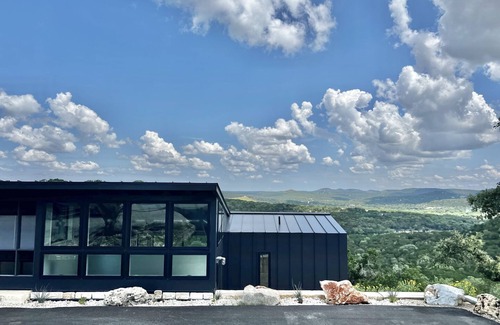 Canyon Lake House | Onyx Oasis: Pool, Fire Pit, Great Views, Sleeps 6