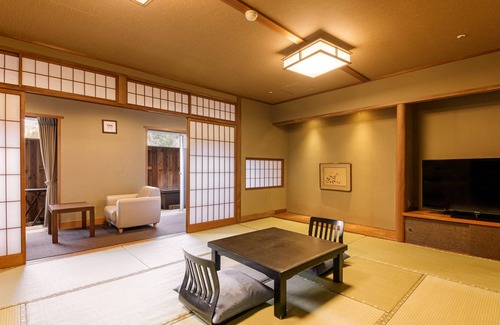 Hachikita Onsen House | Ooedo Onsen Monogatari Miyoshiya