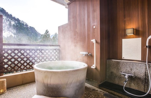 Kaga House | Ooedo Onsen Monogatari Premium Yoshinoya Irokuen