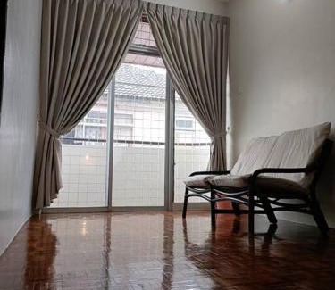 Kampung Lubok Peringgi House | Ooi Homestay Taman Delima No51