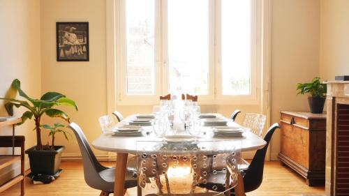 Dernier Sou House | OPARADI "La Bourgeoise" Maison de CHARME idéal FAMILLE, GROUPE