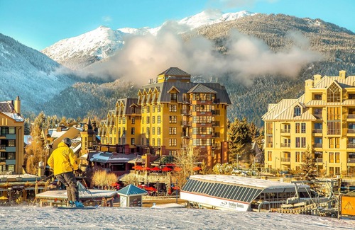 Whistler Village Apartment | Open-Concept 2 Bedroom Suite in Amazing Location!