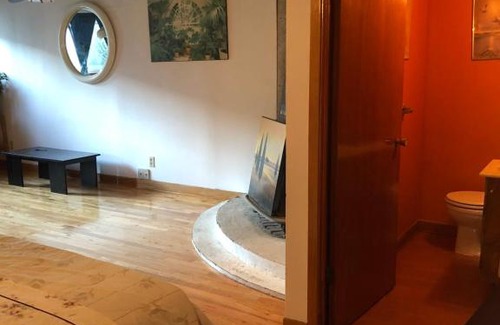 LaSalle Apartment | Open concept apartment