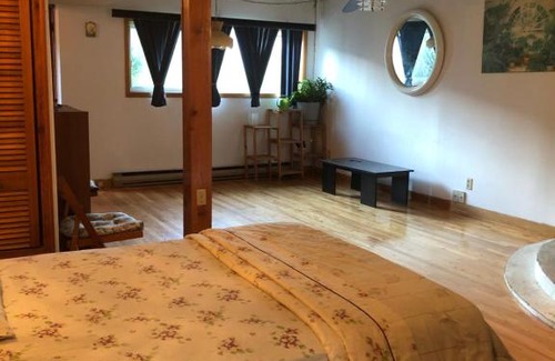 LaSalle Apartment | Open concept apartment