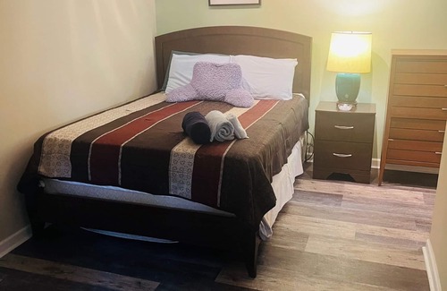 Olivette House | Open Concept Beauty, 4BD/3BA, on Quiet Cul-de-sac