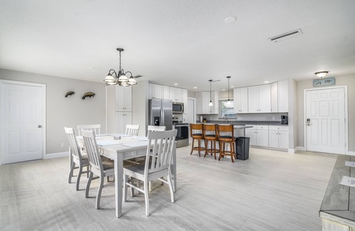 Merritt Island House | Open & Inviting with Pool and Hot Tub