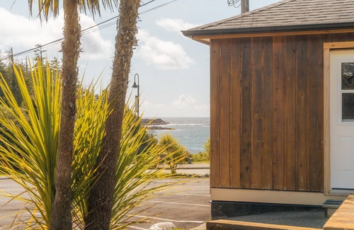 Ucluelet Cottage | Open Living Suite | Ocean View