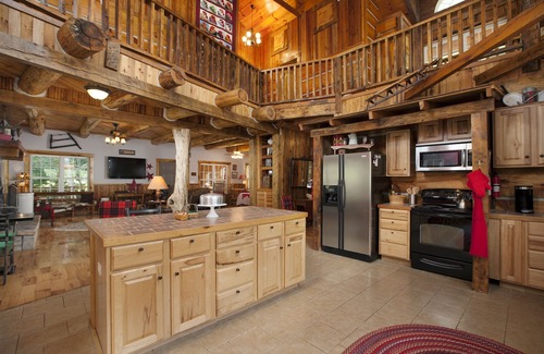 Mars Hill Cabin | OPEN ! NC Private Rustic Ski Lodge hot tub Cabin Sleeps 17 Hanging bed & 2 ponds