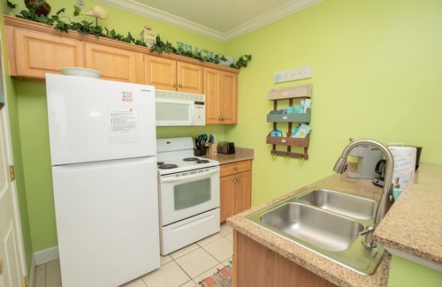 Long Beach Condo | OPEN Oct 10-12 FALL BREAK 16th floor 2 free chairs Mar-Oct