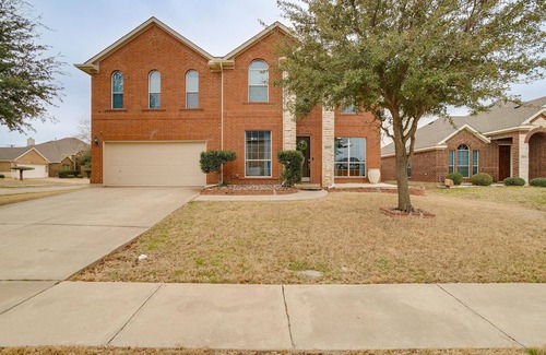 Grand Prairie House | Open spaces near stadiums, Six Flags, Grand Prairie Epic Central,