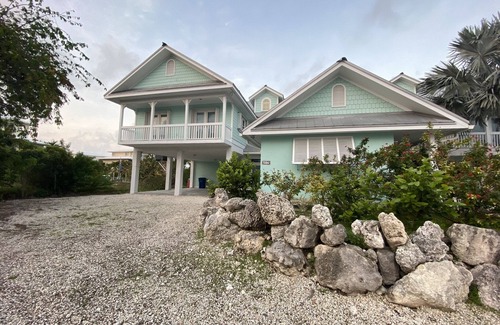Summerland Key House | Open water pool home 25miles from Key West