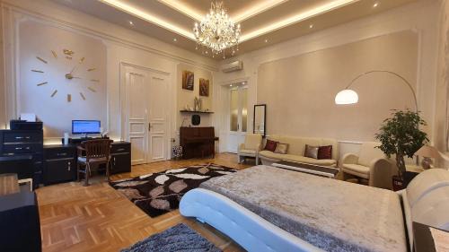 Terezvaros Apartment | Opera View Residence - Live in Luxury