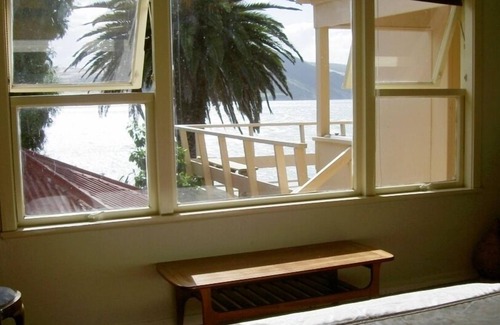 Opononi House | Opononi - Enjoy breathtaking views and ultimate relaxation