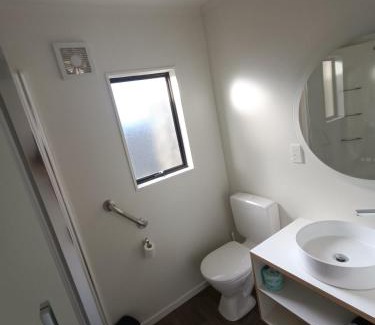 Opononi Hotel | Opononi Lighthouse Motel
