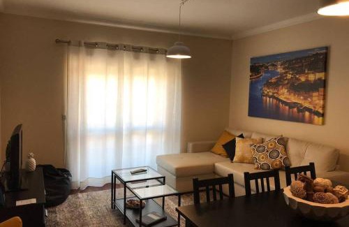 Porto Apartment | Oporto East House