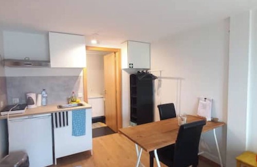 Cortegaca Apartment | Oporto Surf Lodge: Studio with ocean view