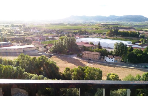 Haro Apartment | Opportunity to stay in the center of Haro