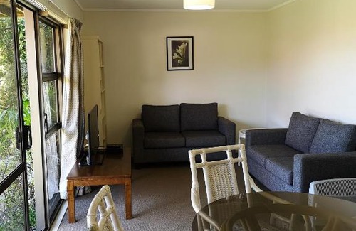 Opua Hotel | Opua Boutique Seaview Motel