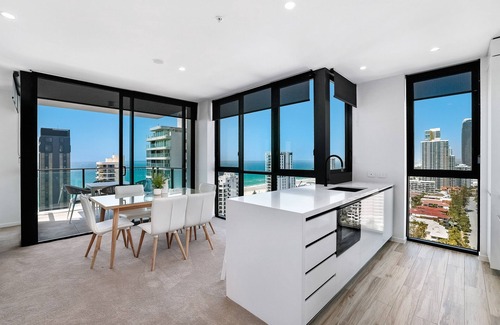 Broadbeach Apartment | Opus Broadbeach