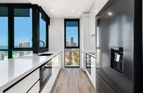 Broadbeach Apartment | Opus Broadbeach