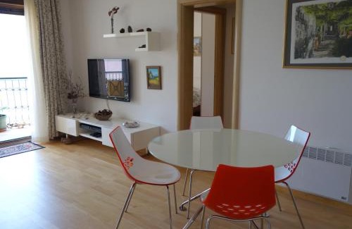 Orahovac Apartment | Orahovac Bayview