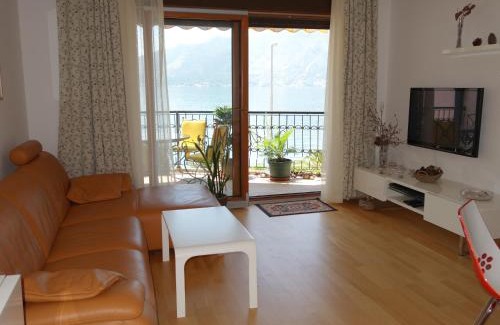 Orahovac Apartment | Orahovac Bayview