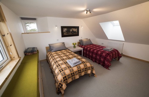 Lewis and Harris Cottage | ORAN NA CUTHAIG, pet friendly, character holiday cottage in Stornoway